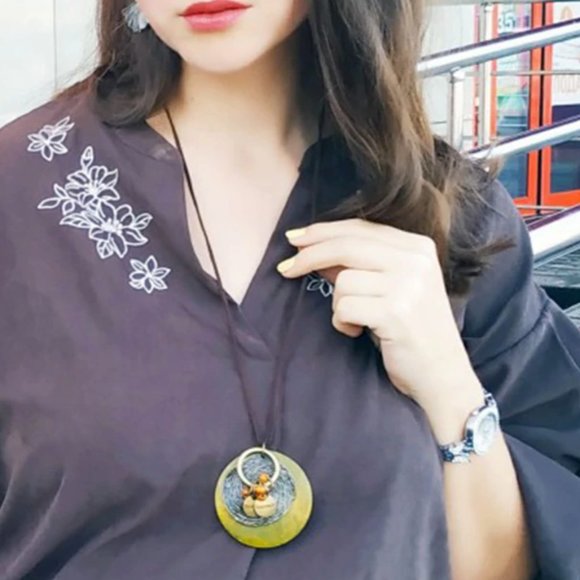 Bohemian Wood Leather Necklace - Picture 5 of 15